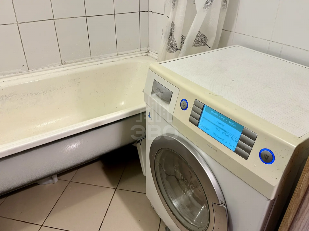 четырехкомнатная квартира в Санкт-Петербурге по адресу: Маршала Захарова ул., 16, к 1