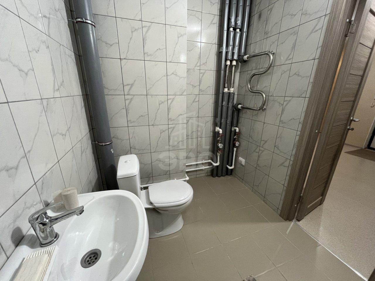 трехкомнатная квартира в Санкт-Петербурге по адресу: Ленинский проспект, 68