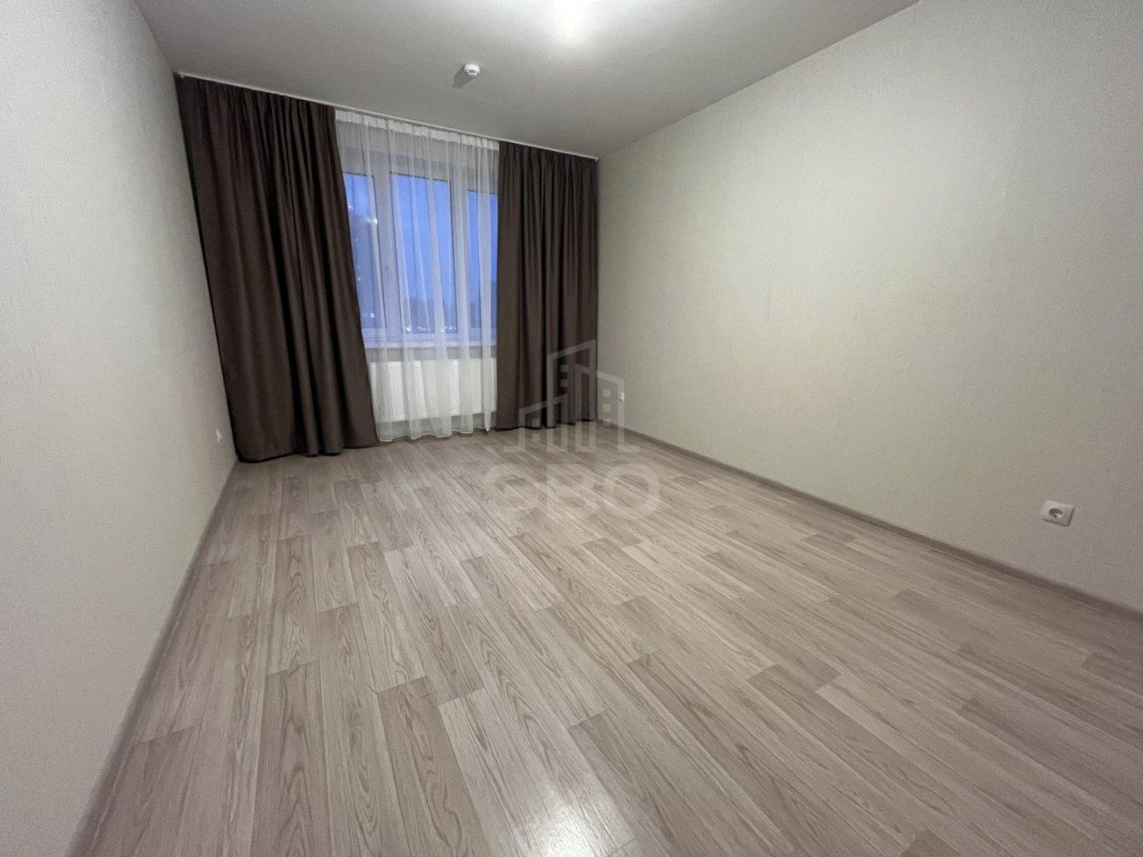 трехкомнатная квартира в Санкт-Петербурге по адресу: Ленинский проспект, 68