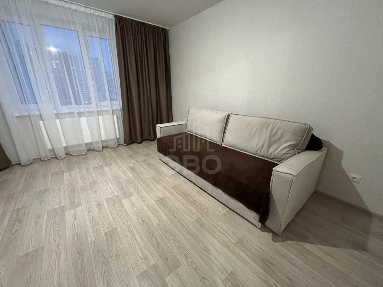 трехкомнатная квартира в Санкт-Петербурге по адресу: Ленинский проспект, 68