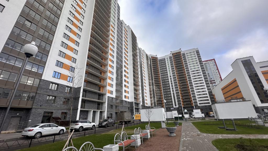 трехкомнатная квартира в Санкт-Петербурге по адресу: Ленинский проспект, 68