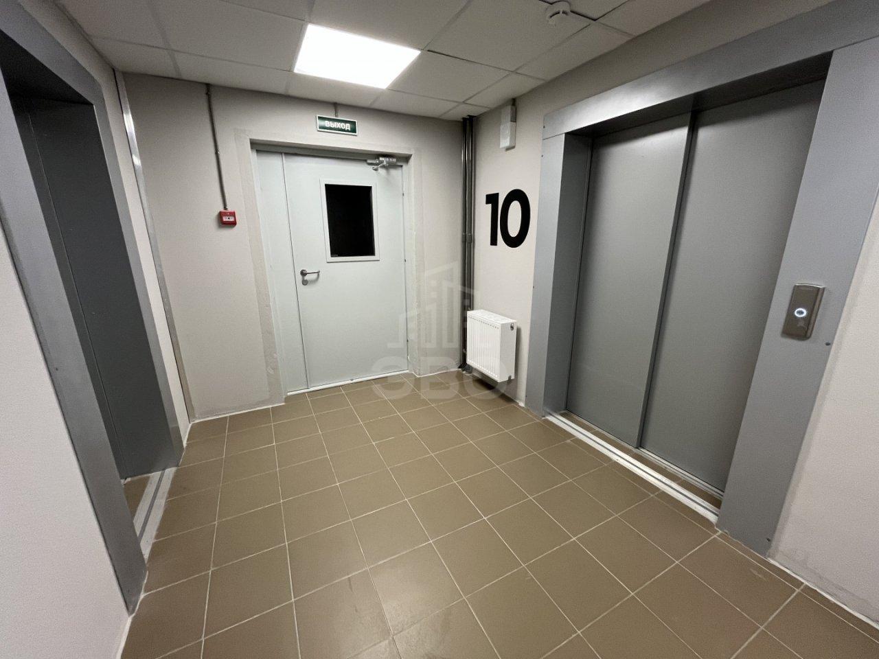 трехкомнатная квартира в Санкт-Петербурге по адресу: Ленинский проспект, 68