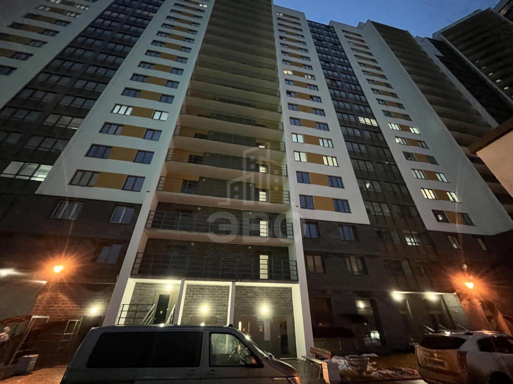 трехкомнатная квартира в Санкт-Петербурге по адресу: Ленинский проспект, 68