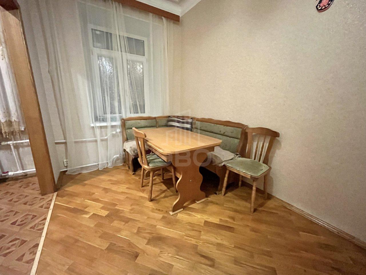 трехкомнатная квартира в Санкт-Петербурге по адресу: Рижский проспект, 50, литера б