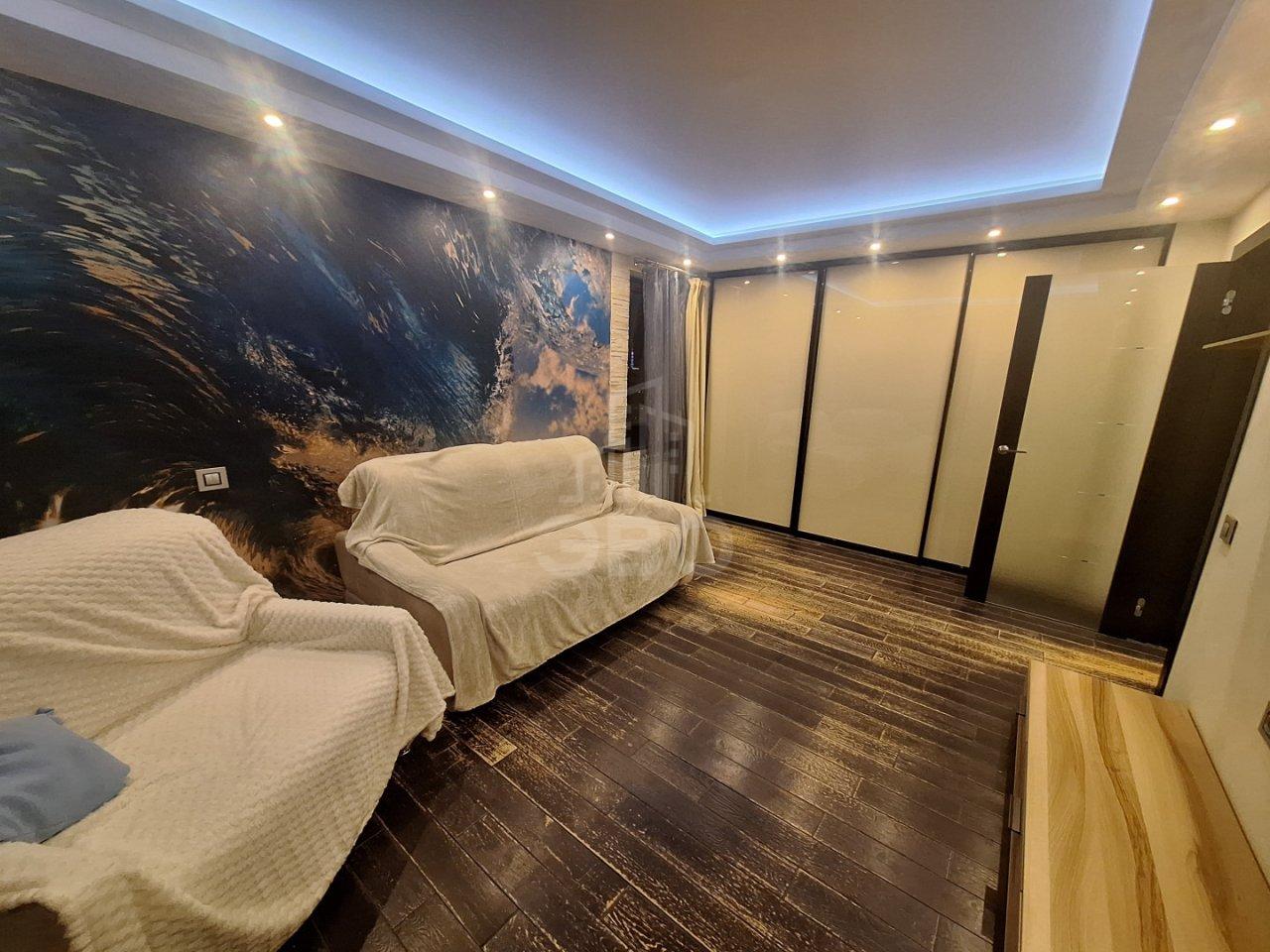 однокомнатная квартира в Санкт-Петербурге по адресу: Льва Мациевича пл., 4