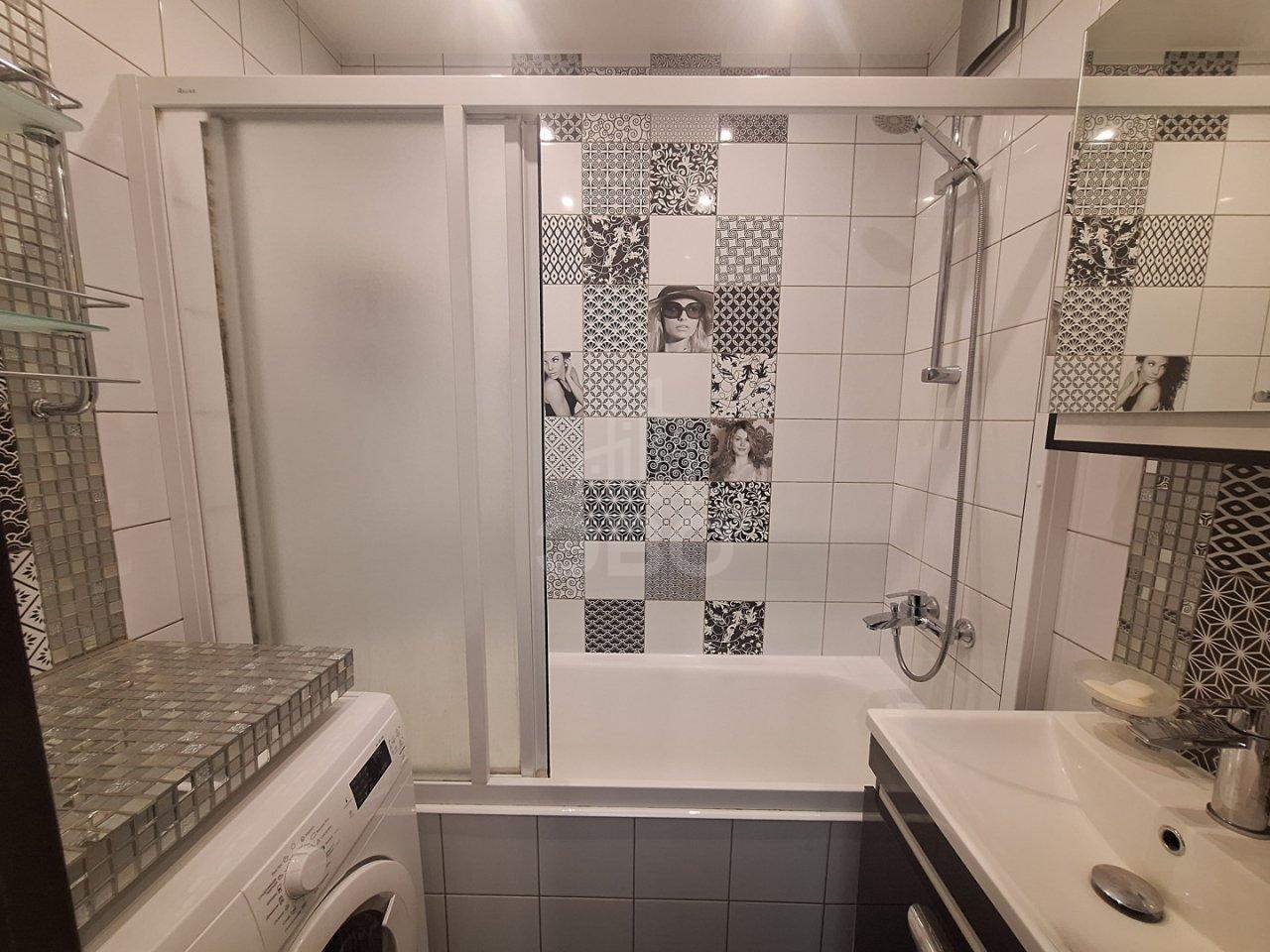 однокомнатная квартира в Санкт-Петербурге по адресу: Льва Мациевича пл., 4