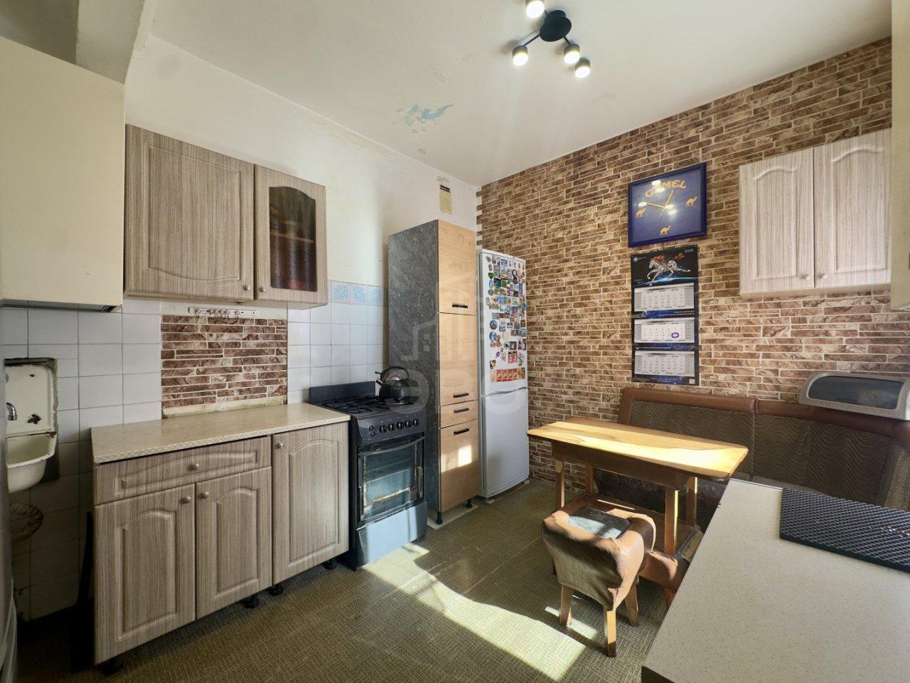 четырехкомнатная квартира в Санкт-Петербурге по адресу: Вознесенский проспект, 55, литера А