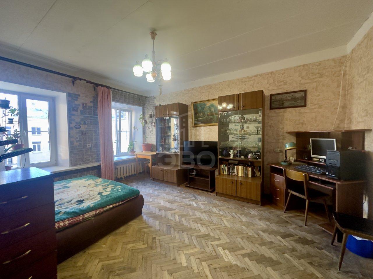 четырехкомнатная квартира в Санкт-Петербурге по адресу: Вознесенский проспект, 55, литера А