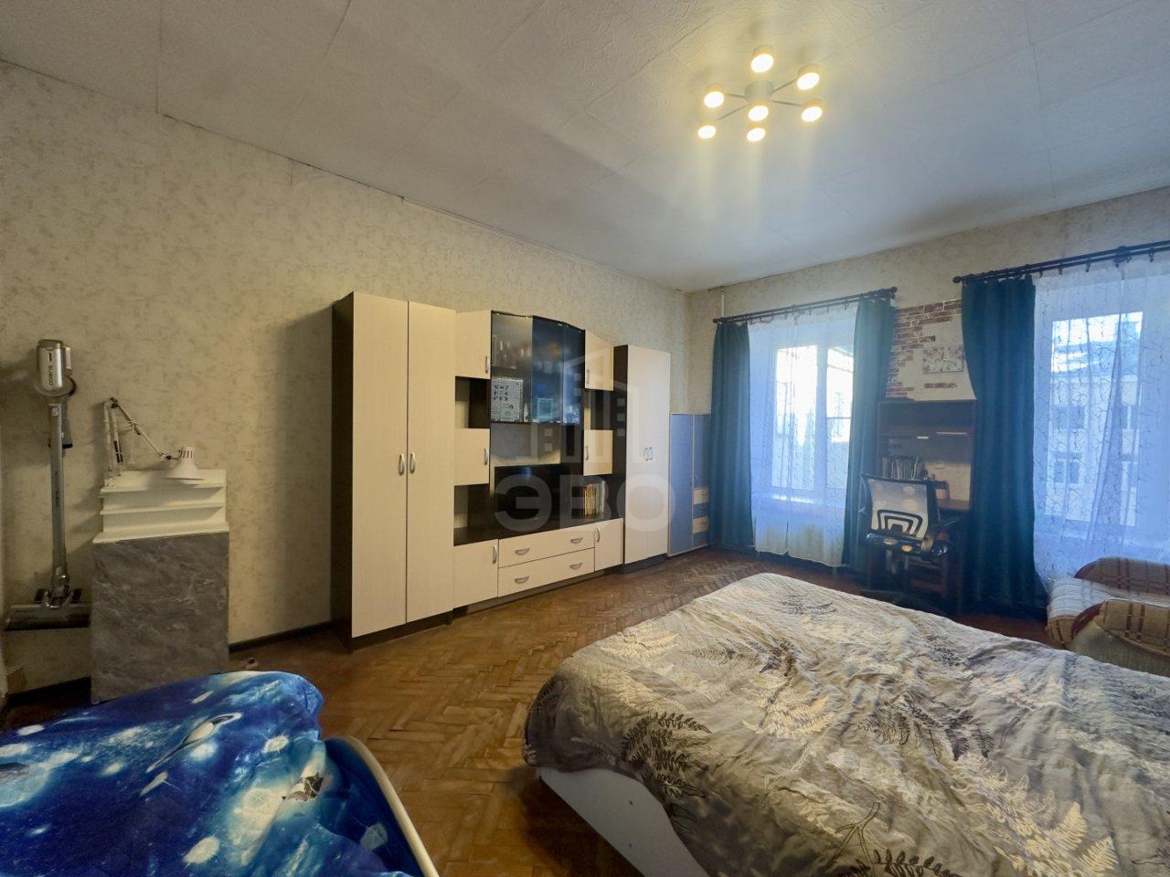 четырехкомнатная квартира в Санкт-Петербурге по адресу: Вознесенский проспект, 55, литера А