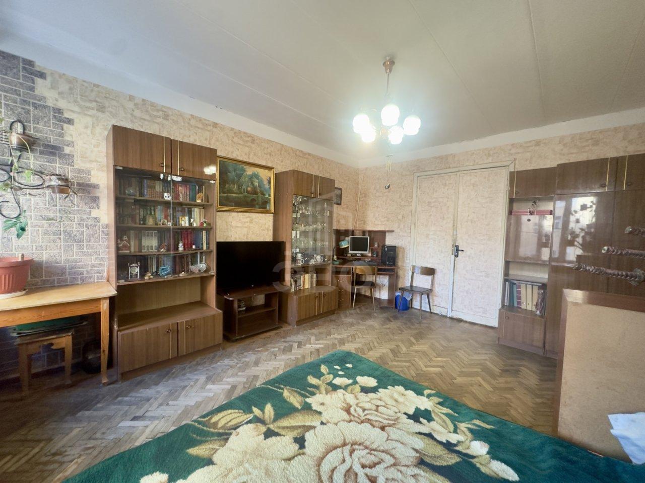 четырехкомнатная квартира в Санкт-Петербурге по адресу: Вознесенский проспект, 55, литера А