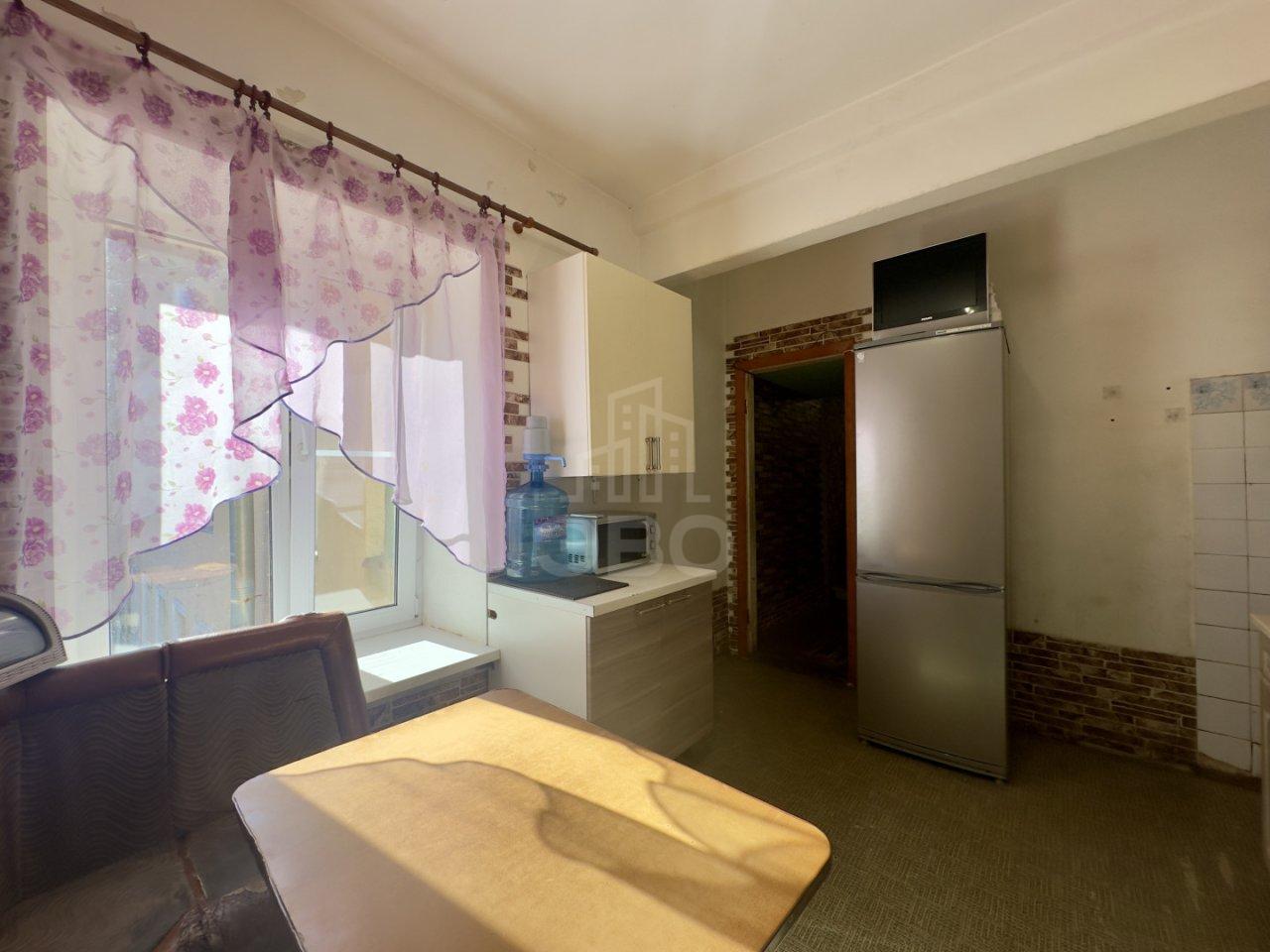 четырехкомнатная квартира в Санкт-Петербурге по адресу: Вознесенский проспект, 55, литера А