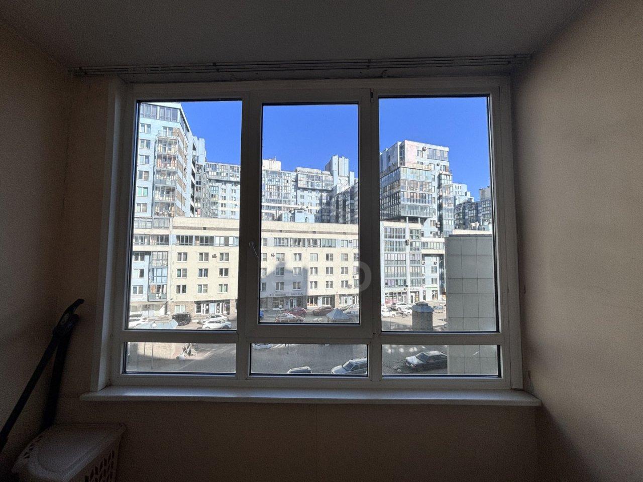 двухкомнатная квартира в Санкт-Петербурге по адресу: Кораблестроителей ул., 32, к 3