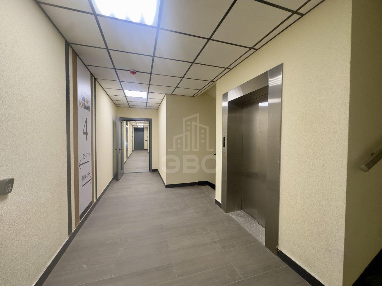 однокомнатная квартира в Санкт-Петербурге по адресу: Нины Петровой ул., 9, строение 1