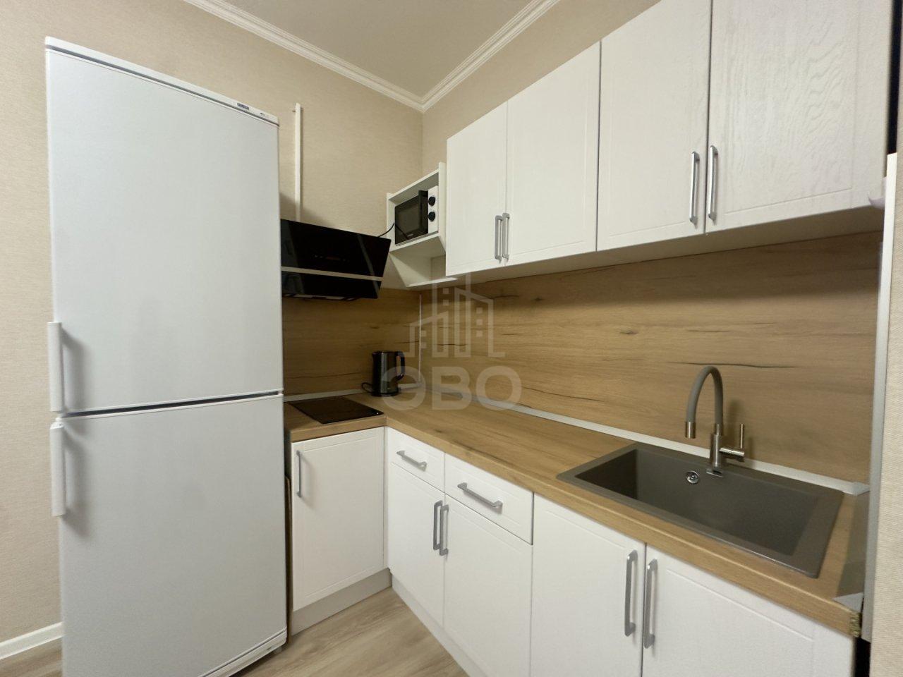 однокомнатная квартира в Санкт-Петербурге по адресу: Нины Петровой ул., 9, строение 1