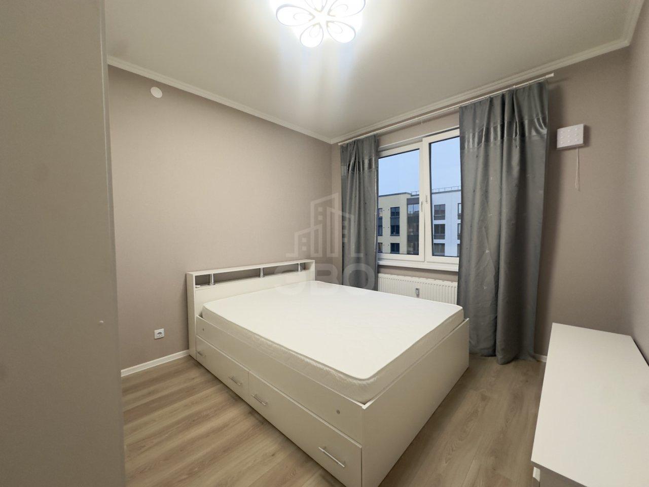 однокомнатная квартира в Санкт-Петербурге по адресу: Нины Петровой ул., 9, строение 1