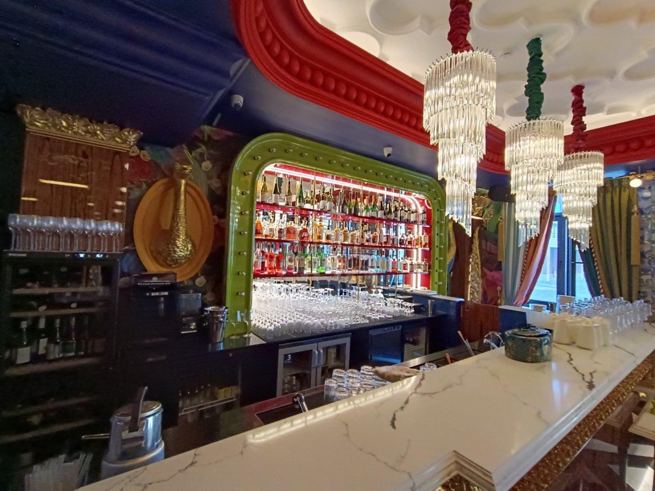 коммерция в Санкт-Петербурге по адресу: Петровская коса, 6, к 1