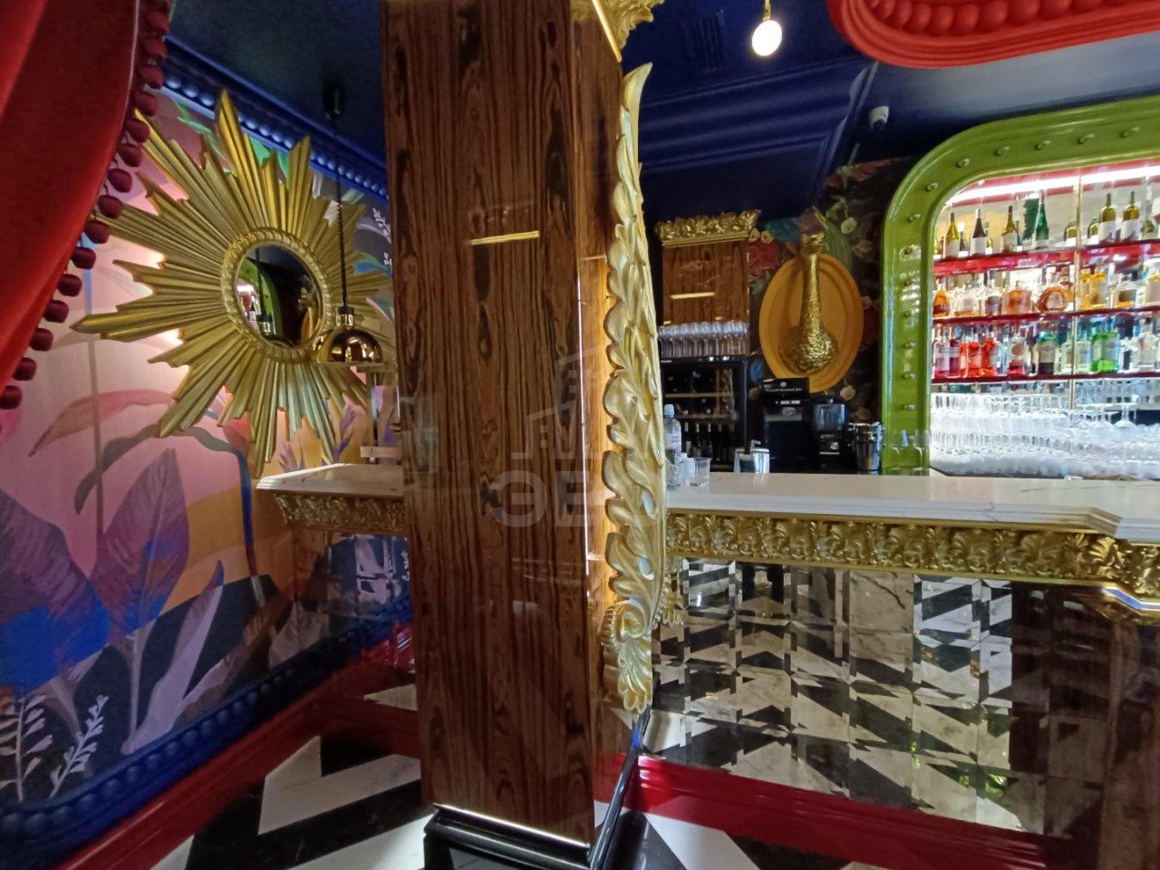 коммерция в Санкт-Петербурге по адресу: Петровская коса, 6, к 1