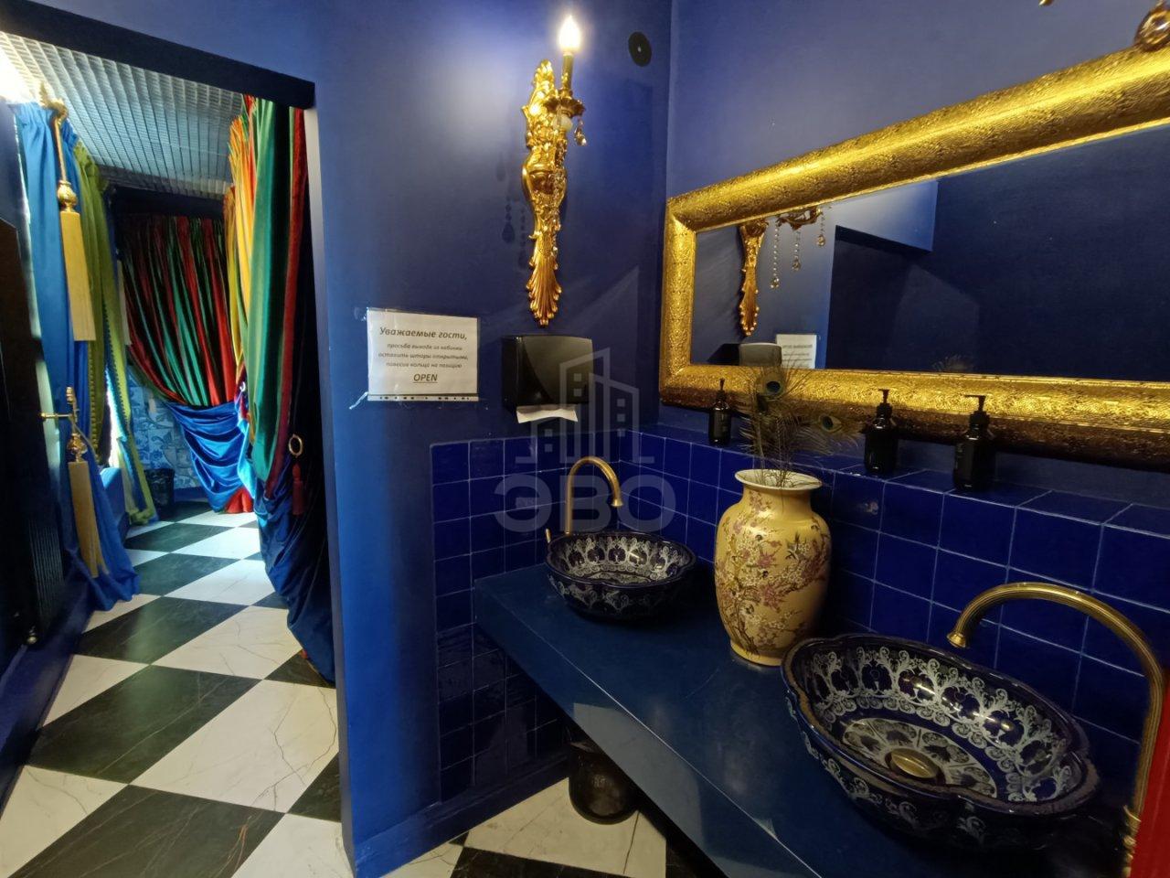 коммерция в Санкт-Петербурге по адресу: Петровская коса, 6, к 1