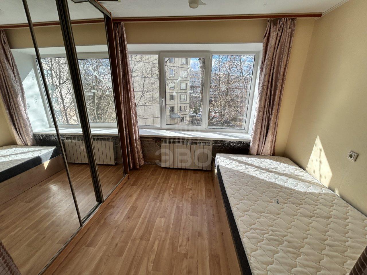 однокомнатная квартира в Санкт-Петербурге по адресу: Дачный проспект, 15