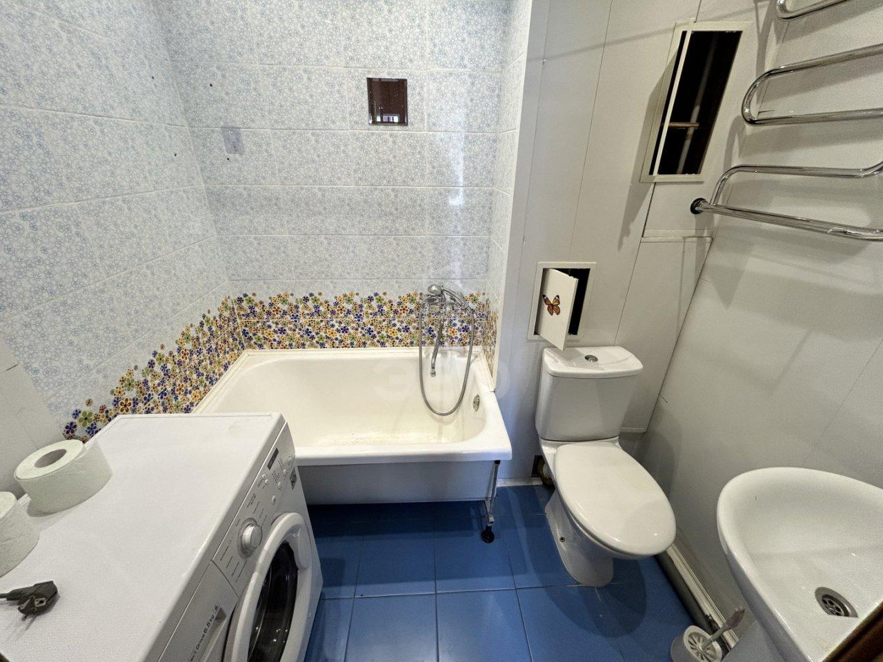 однокомнатная квартира в Санкт-Петербурге по адресу: Дачный проспект, 15