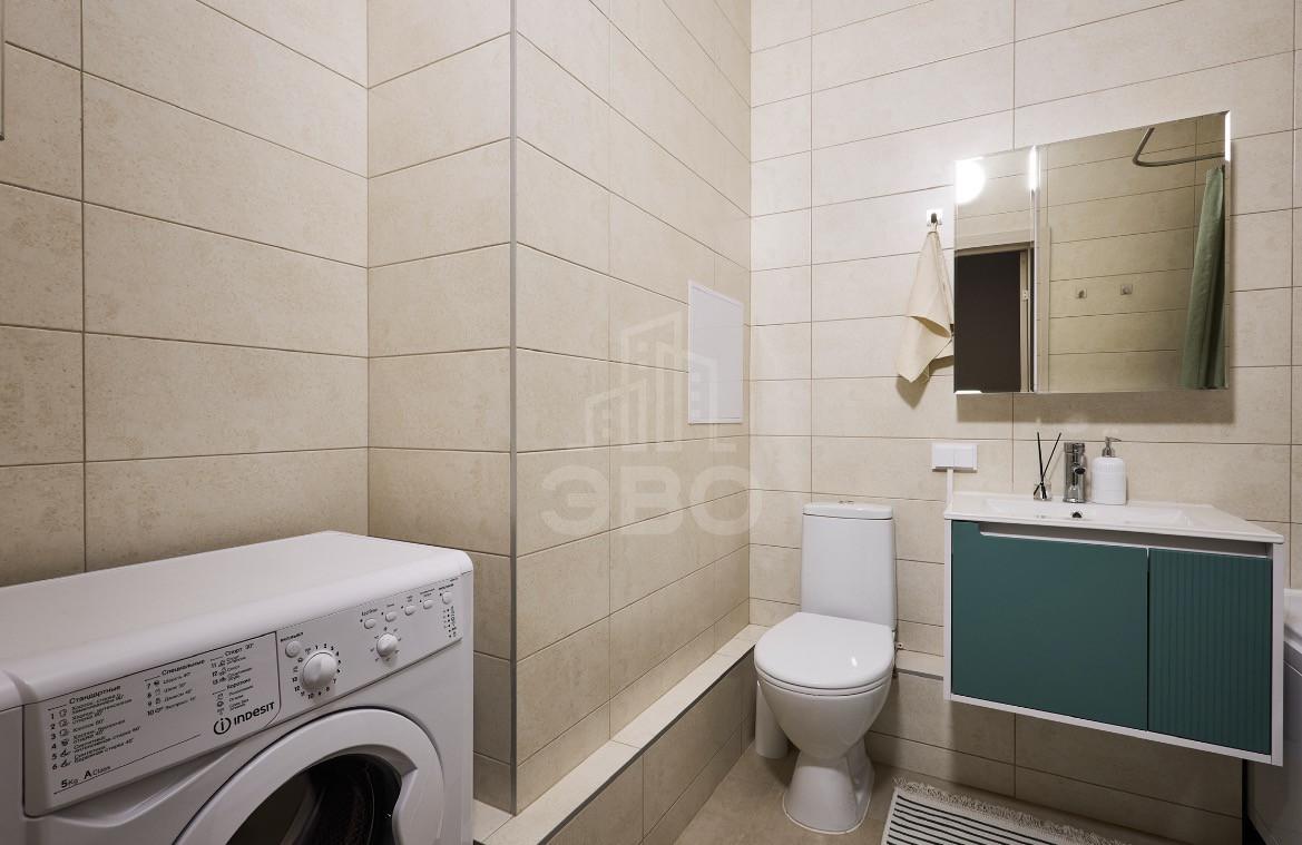 трехкомнатная квартира в Санкт-Петербурге по адресу: Планерная ул., 99, строение 1