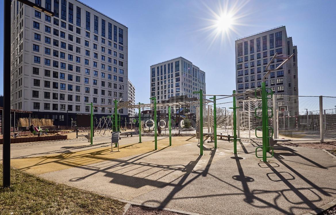 трехкомнатная квартира в Санкт-Петербурге по адресу: Планерная ул., 99, строение 1