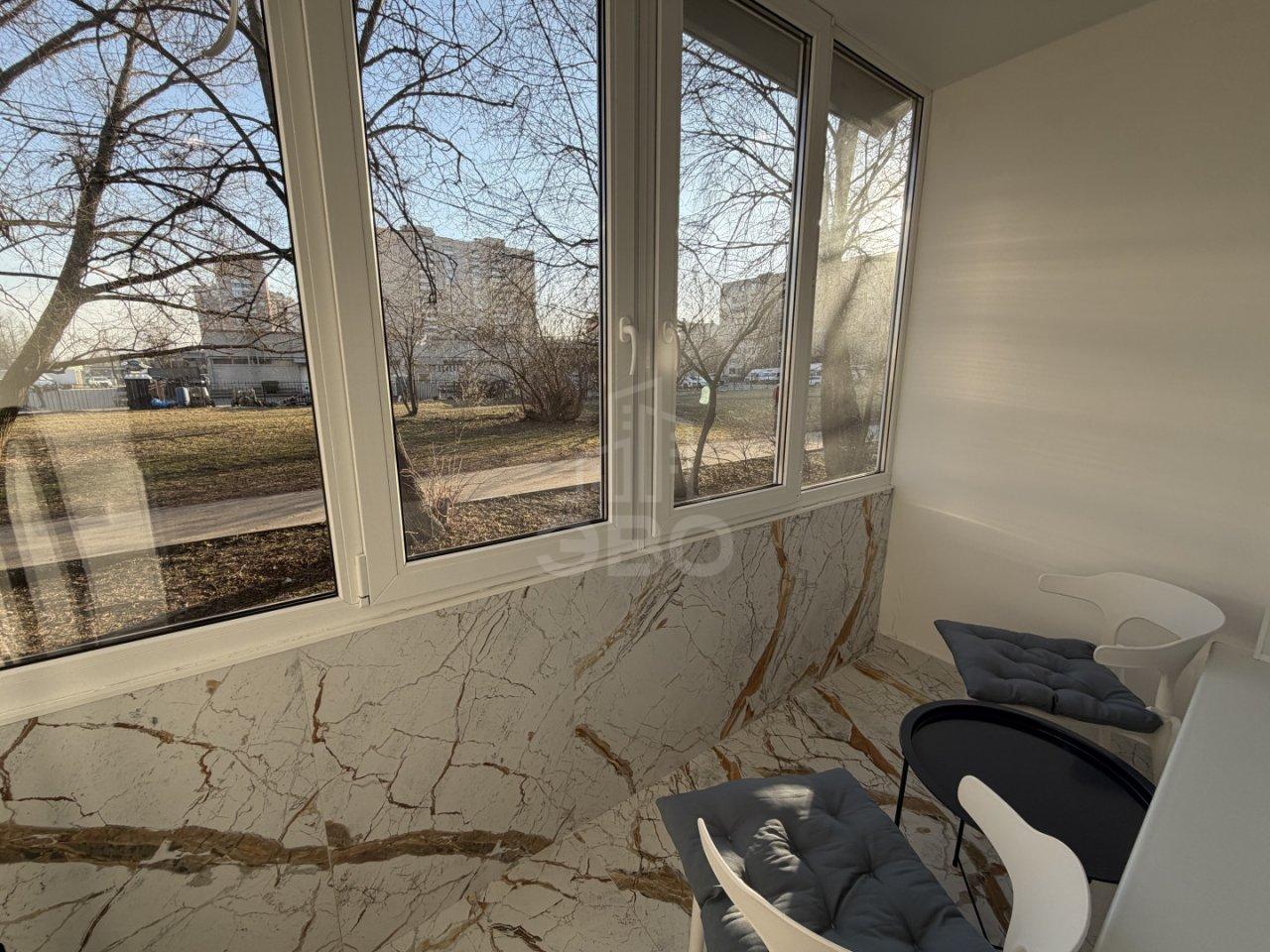 трехкомнатная квартира в Санкт-Петербурге по адресу: Большевиков проспект, 39, к 1, литера Ы