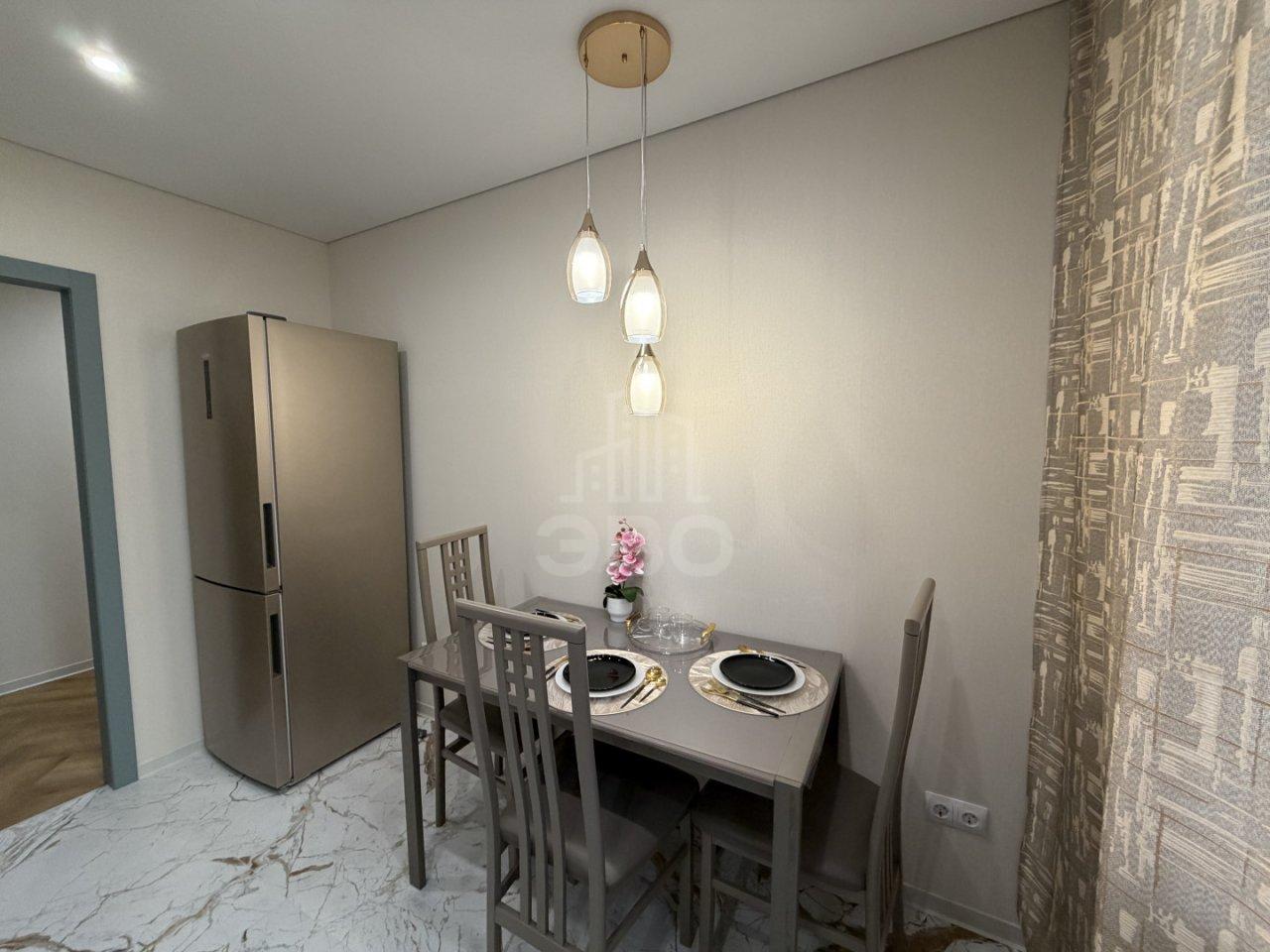 трехкомнатная квартира в Санкт-Петербурге по адресу: Большевиков проспект, 39, к 1, литера Ы