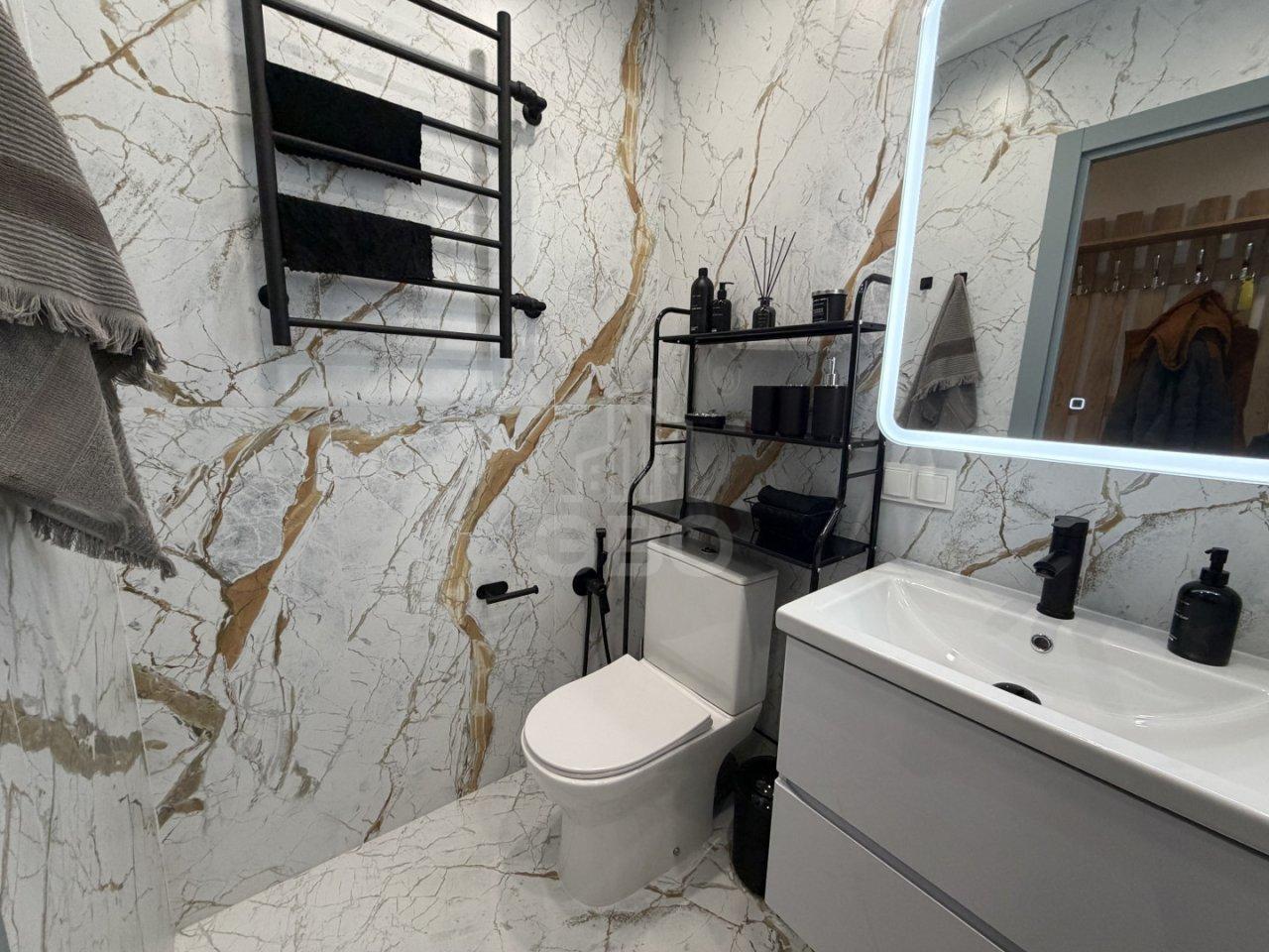 трехкомнатная квартира в Санкт-Петербурге по адресу: Большевиков проспект, 39, к 1, литера Ы