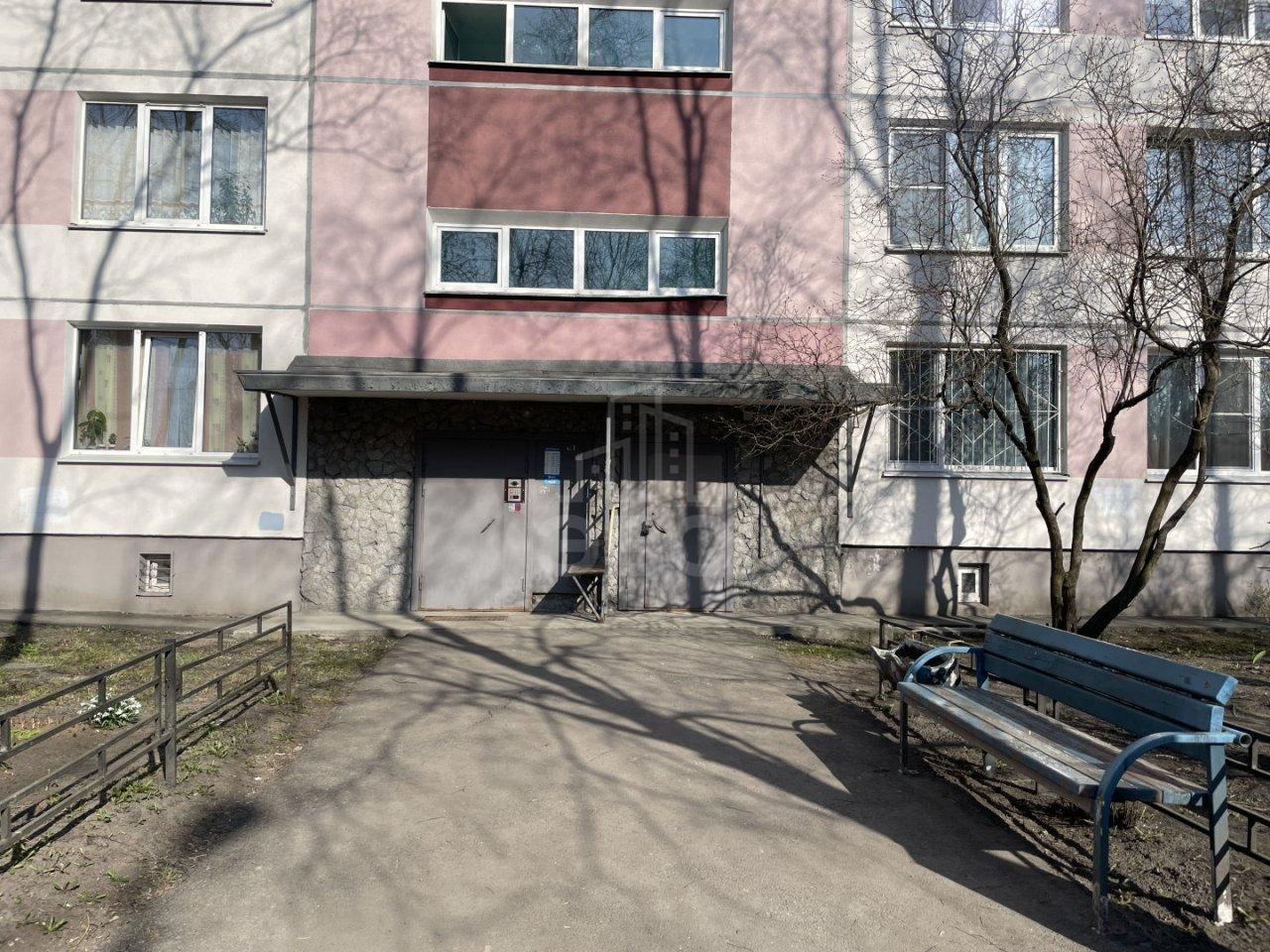 двухкомнатная квартира в Санкт-Петербурге по адресу: Искровский проспект, 21