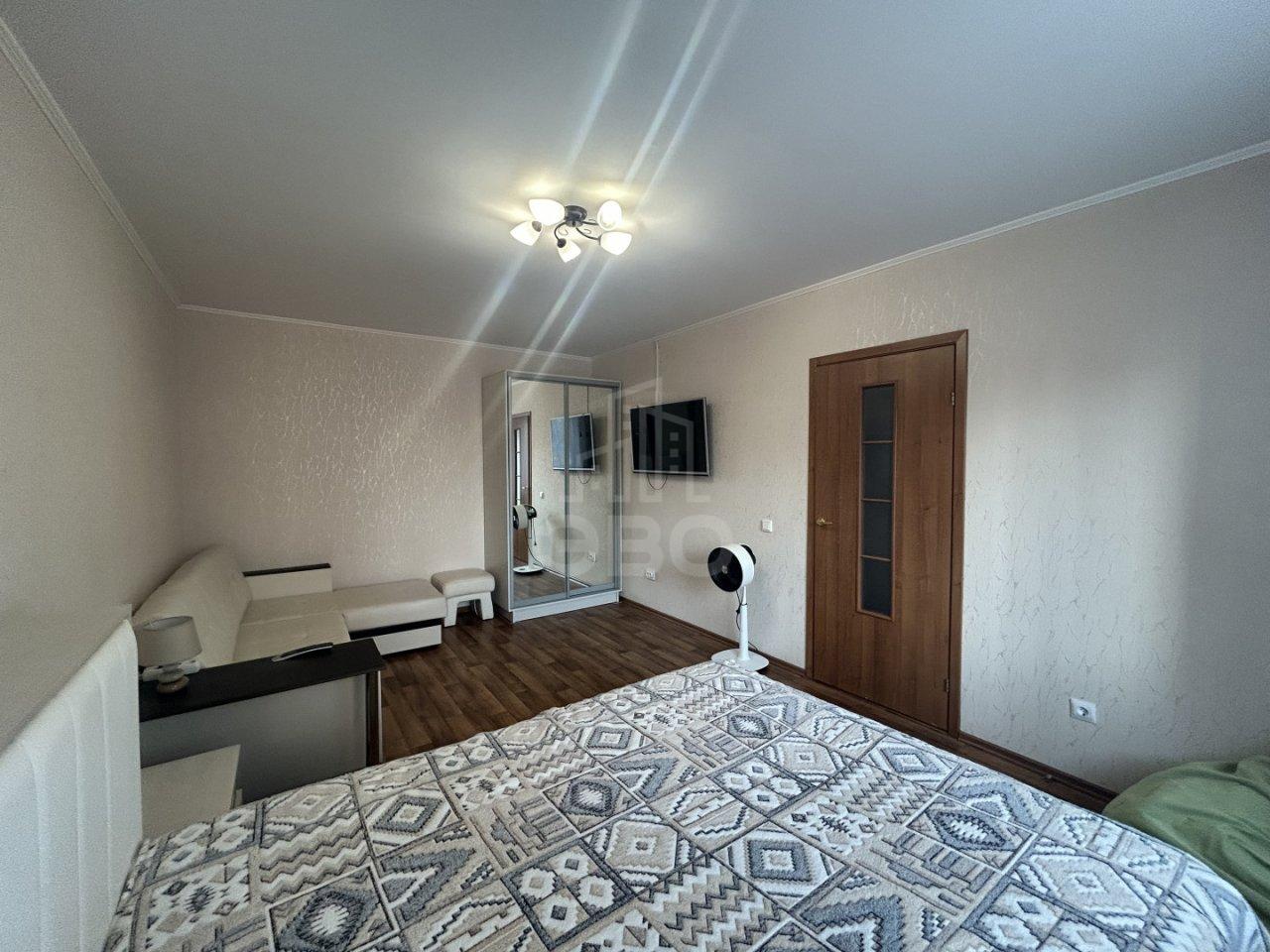 однокомнатная квартира в Санкт-Петербурге по адресу: Оптиков ул., 35, к 1