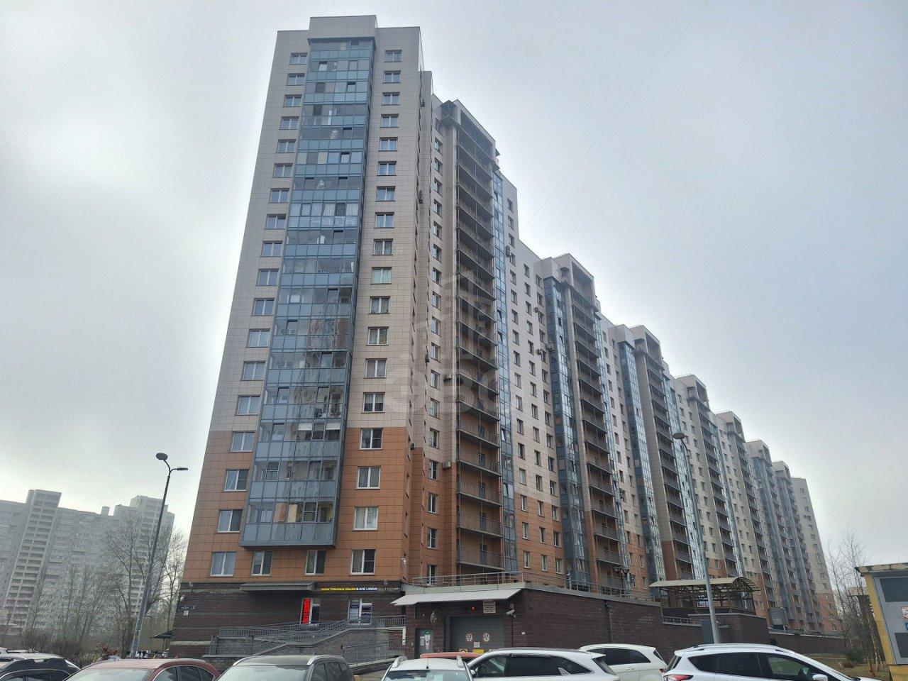 однокомнатная квартира в Санкт-Петербурге по адресу: Гжатская ул., 22, к 1