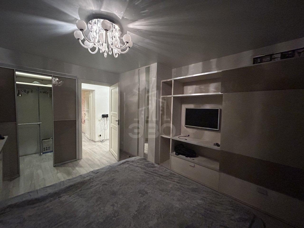 двухкомнатная квартира в Санкт-Петербурге по адресу: Дибуновская ул., 37