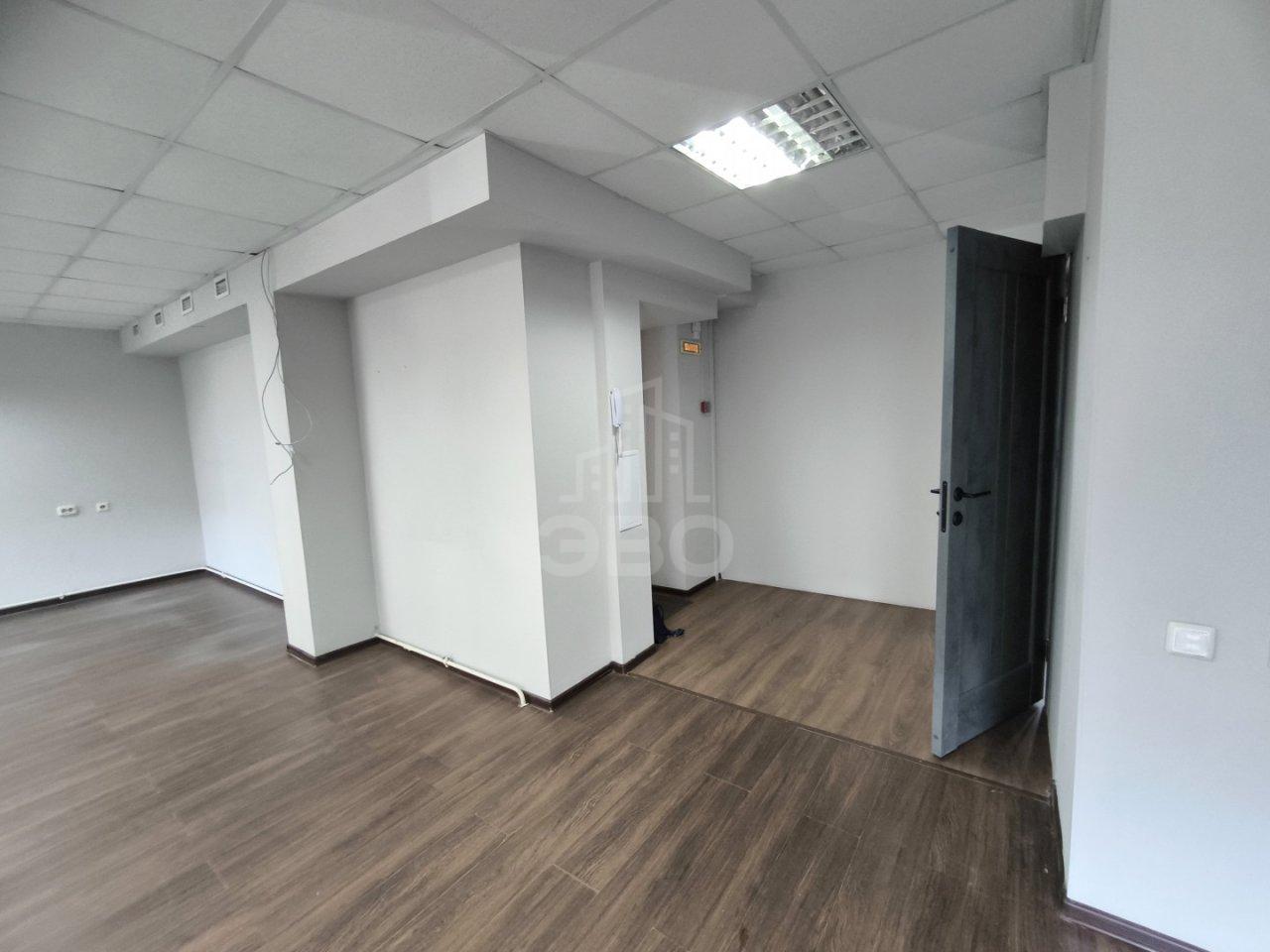 коммерция в Санкт-Петербурге по адресу: Коломяжский проспект, 28, к 3