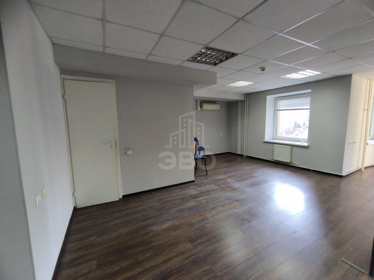 коммерция в Санкт-Петербурге по адресу: Коломяжский проспект, 28, к 3