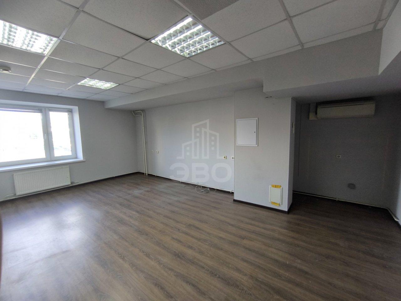 коммерция в Санкт-Петербурге по адресу: Коломяжский проспект, 28, к 3