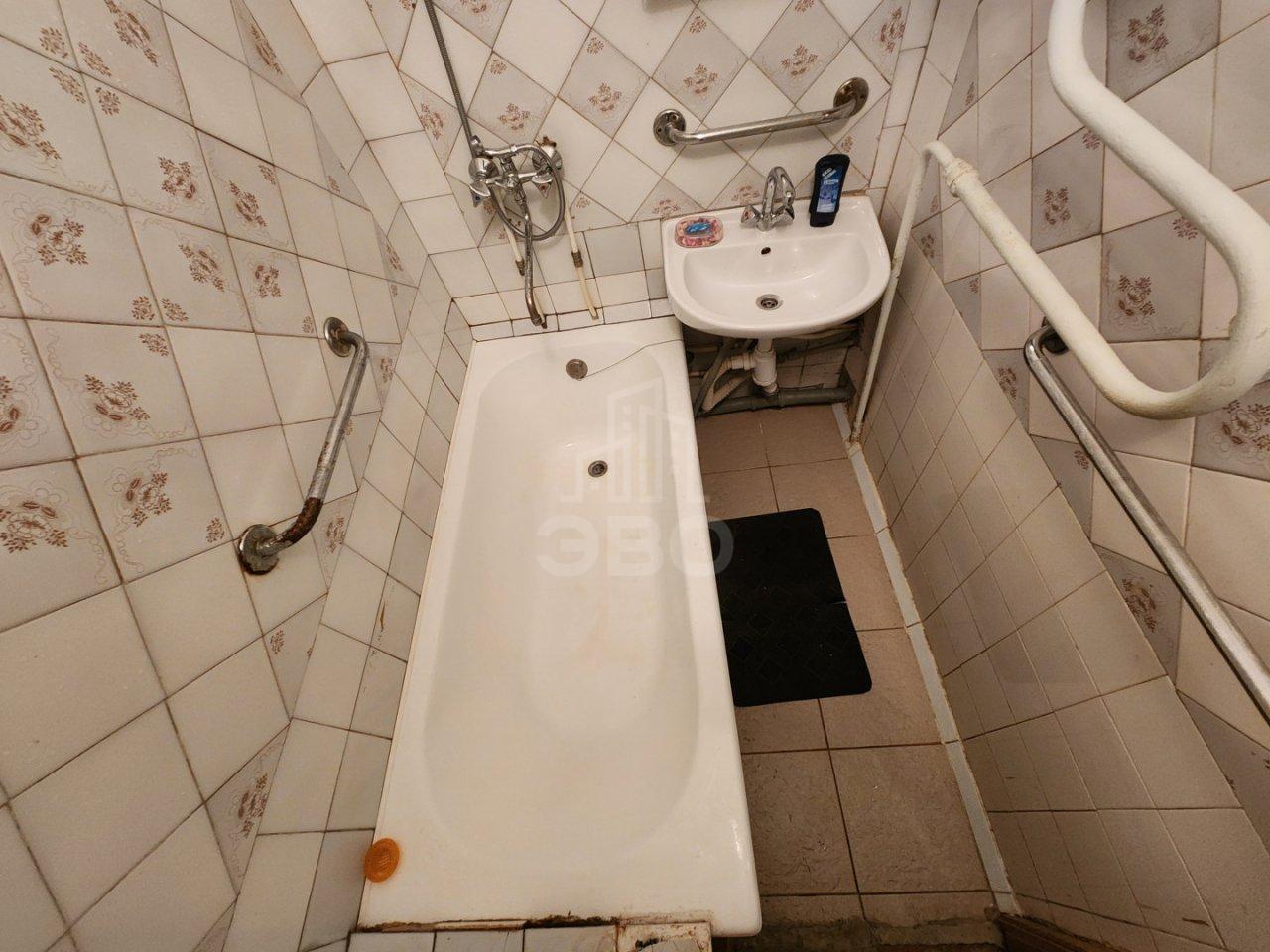 трехкомнатная квартира в Санкт-Петербурге по адресу: Лёни Голикова ул., 25, литера А