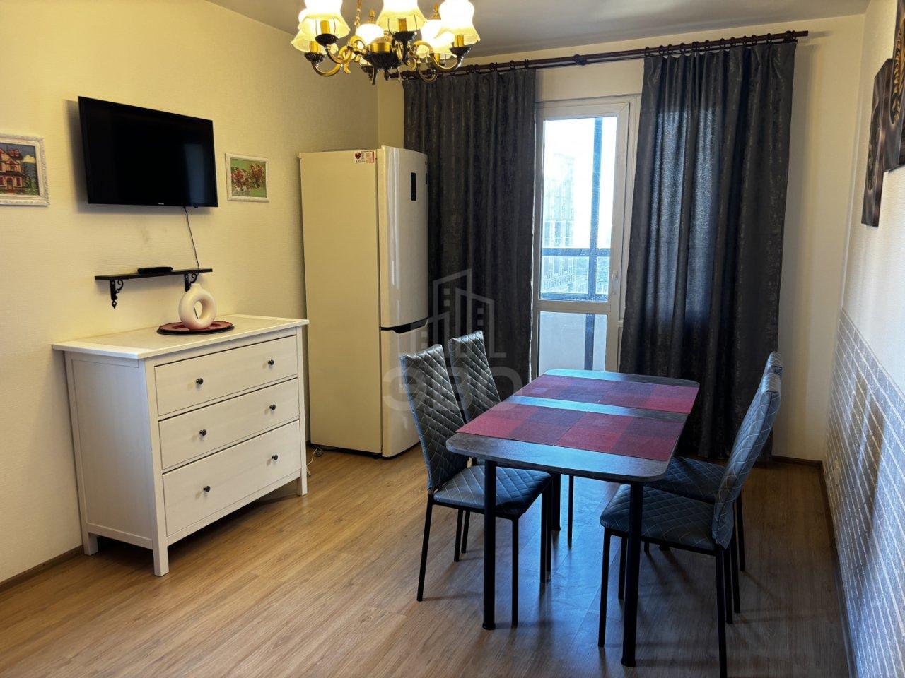 двухкомнатная квартира в Санкт-Петербурге по адресу: Дыбенко ул., 5, к 1