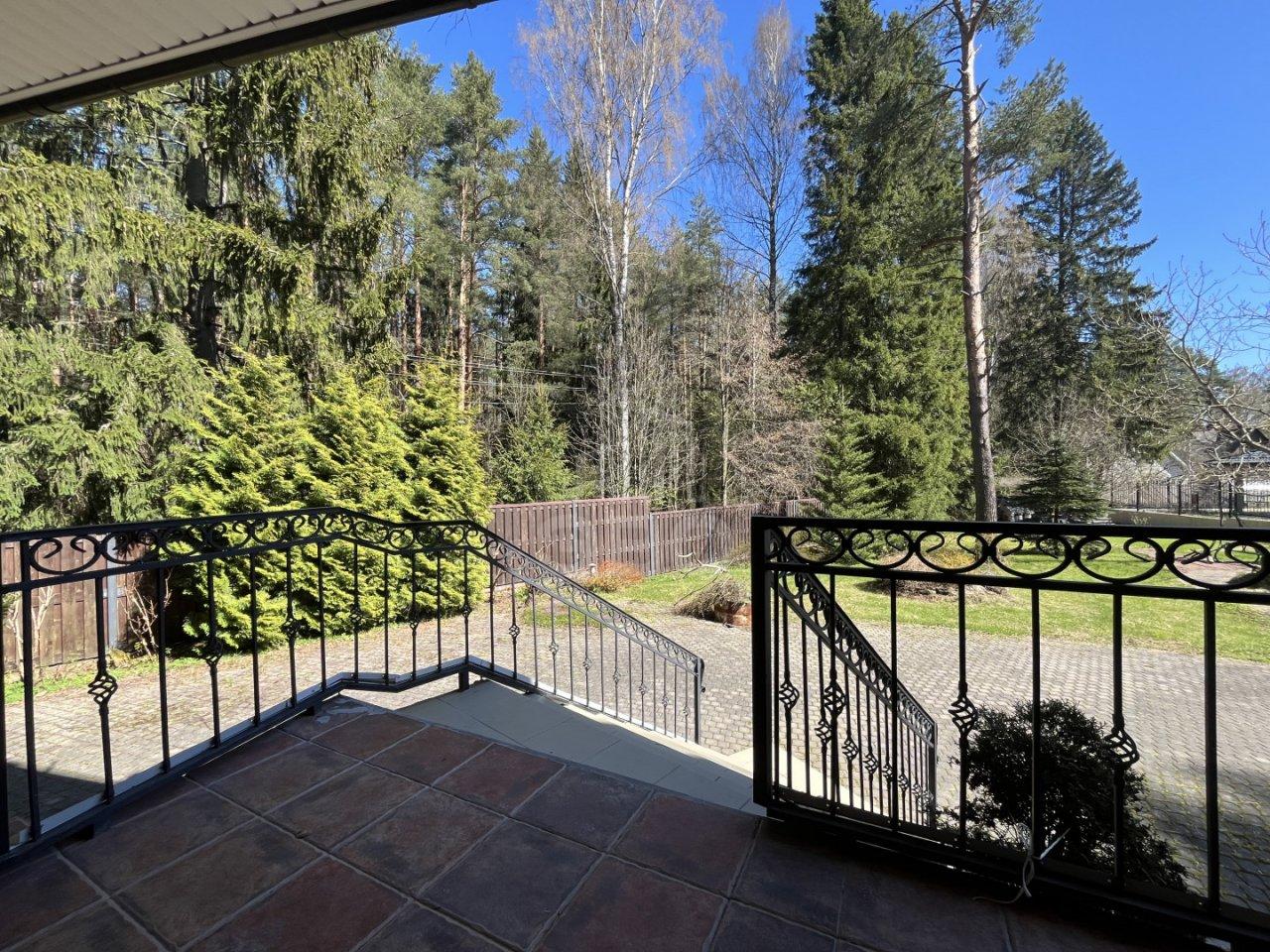 загородная недвижимость в Санкт-Петербурге по адресу: Песочная ул., 2