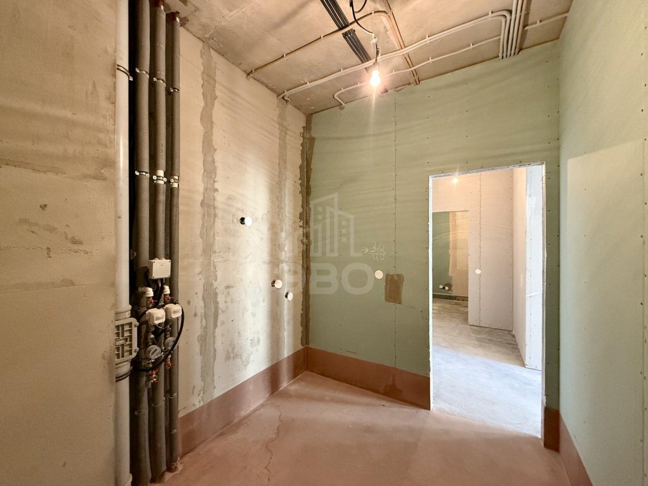 двухкомнатная квартира в Санкт-Петербурге по адресу: Чёрной речки наб., 35, строение 1