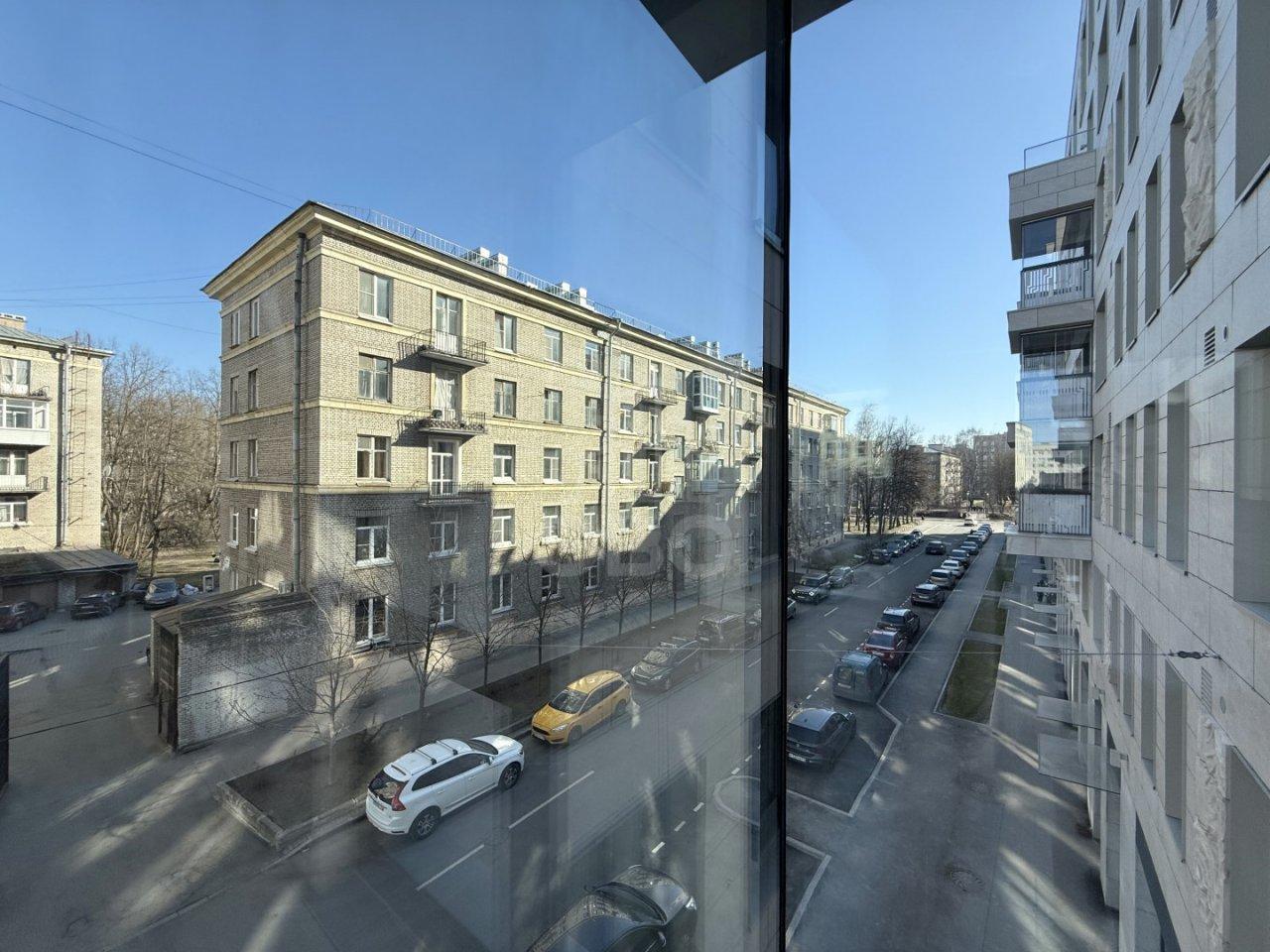 двухкомнатная квартира в Санкт-Петербурге по адресу: Чёрной речки наб., 35, строение 1