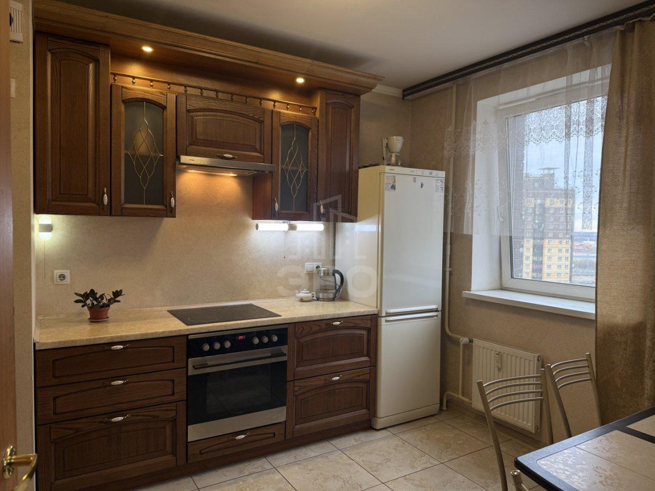 однокомнатная квартира в Санкт-Петербурге по адресу: Фёдора Абрамова ул., 21, к 3