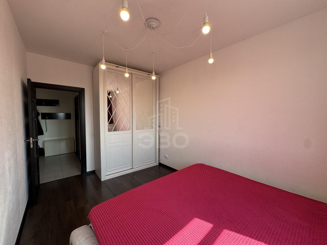 однокомнатная квартира в Санкт-Петербурге по адресу: Плесецкая ул., 2, строение 1