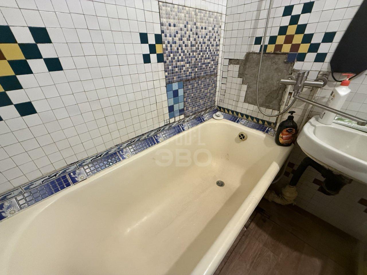 комната в Санкт-Петербурге по адресу: Жуковского ул., 18