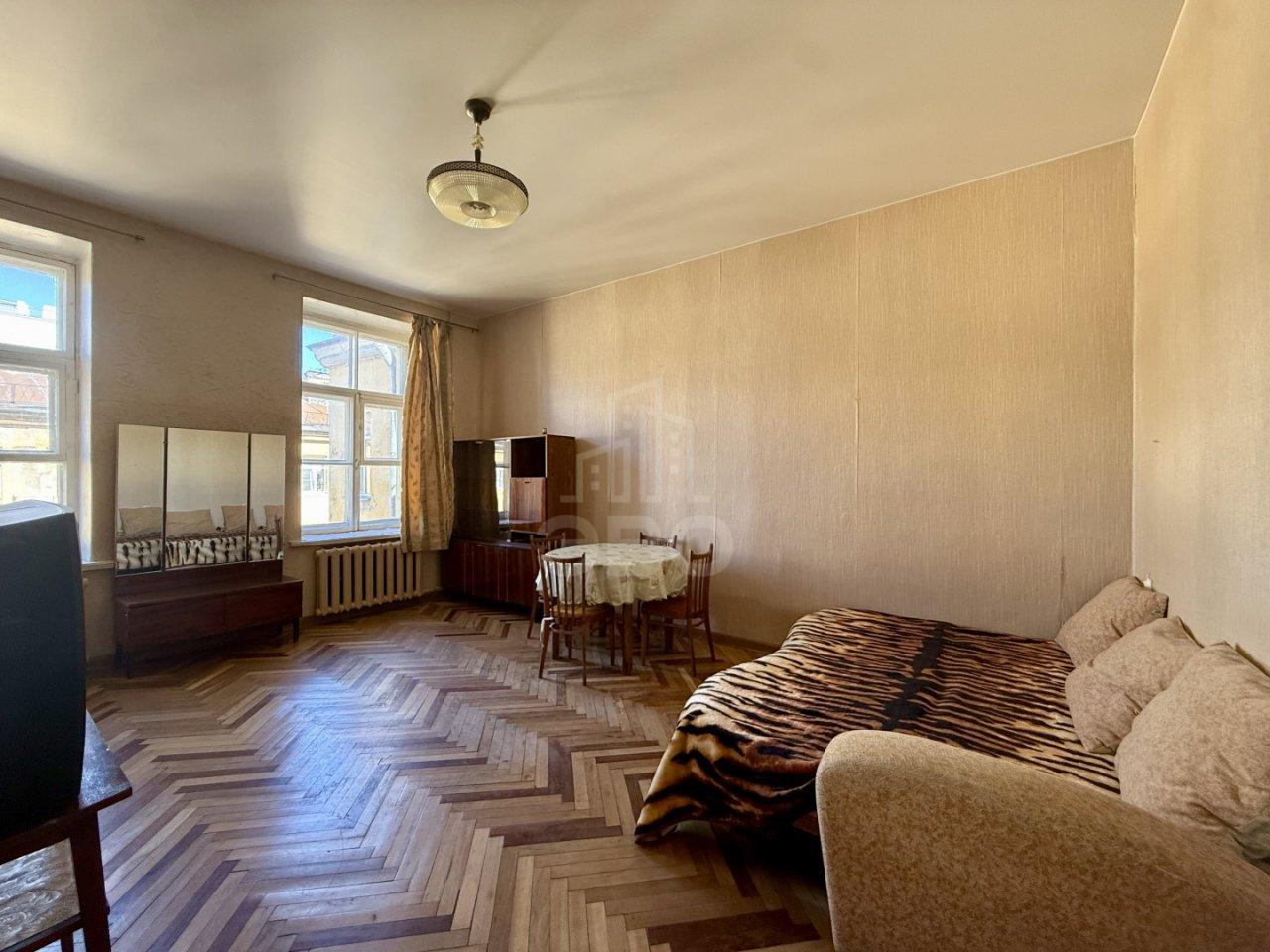 комната в Санкт-Петербурге по адресу: Жуковского ул., 18