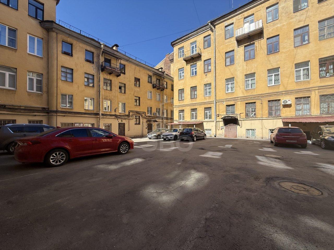 комната в Санкт-Петербурге по адресу: Жуковского ул., 18