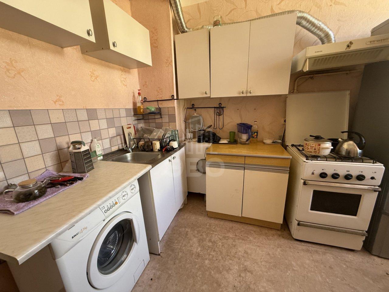 комната в Санкт-Петербурге по адресу: Жуковского ул., 18