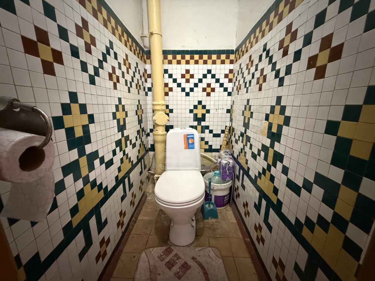 комната в Санкт-Петербурге по адресу: Жуковского ул., 18