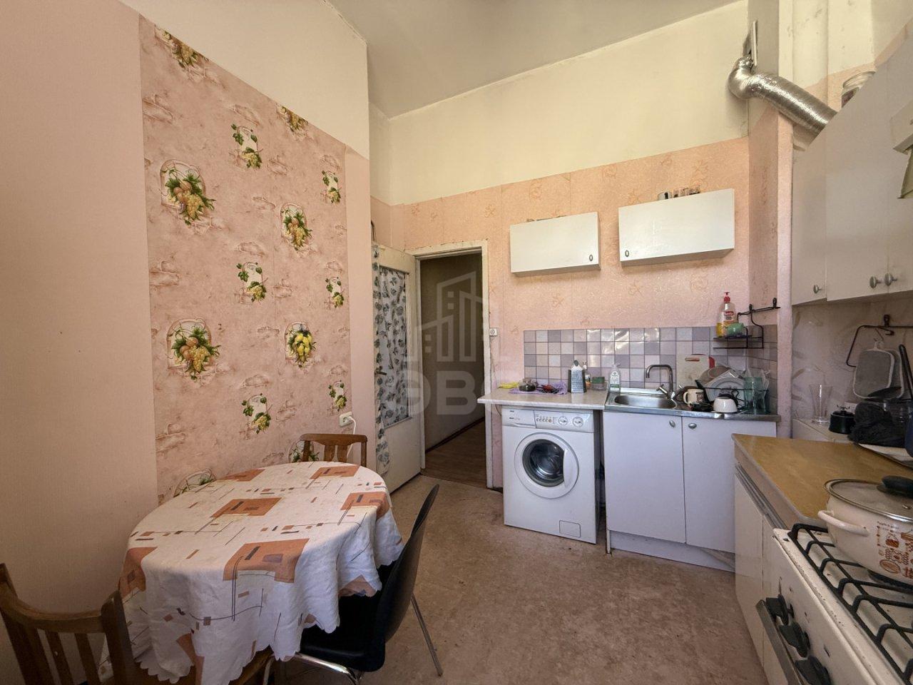 комната в Санкт-Петербурге по адресу: Жуковского ул., 18