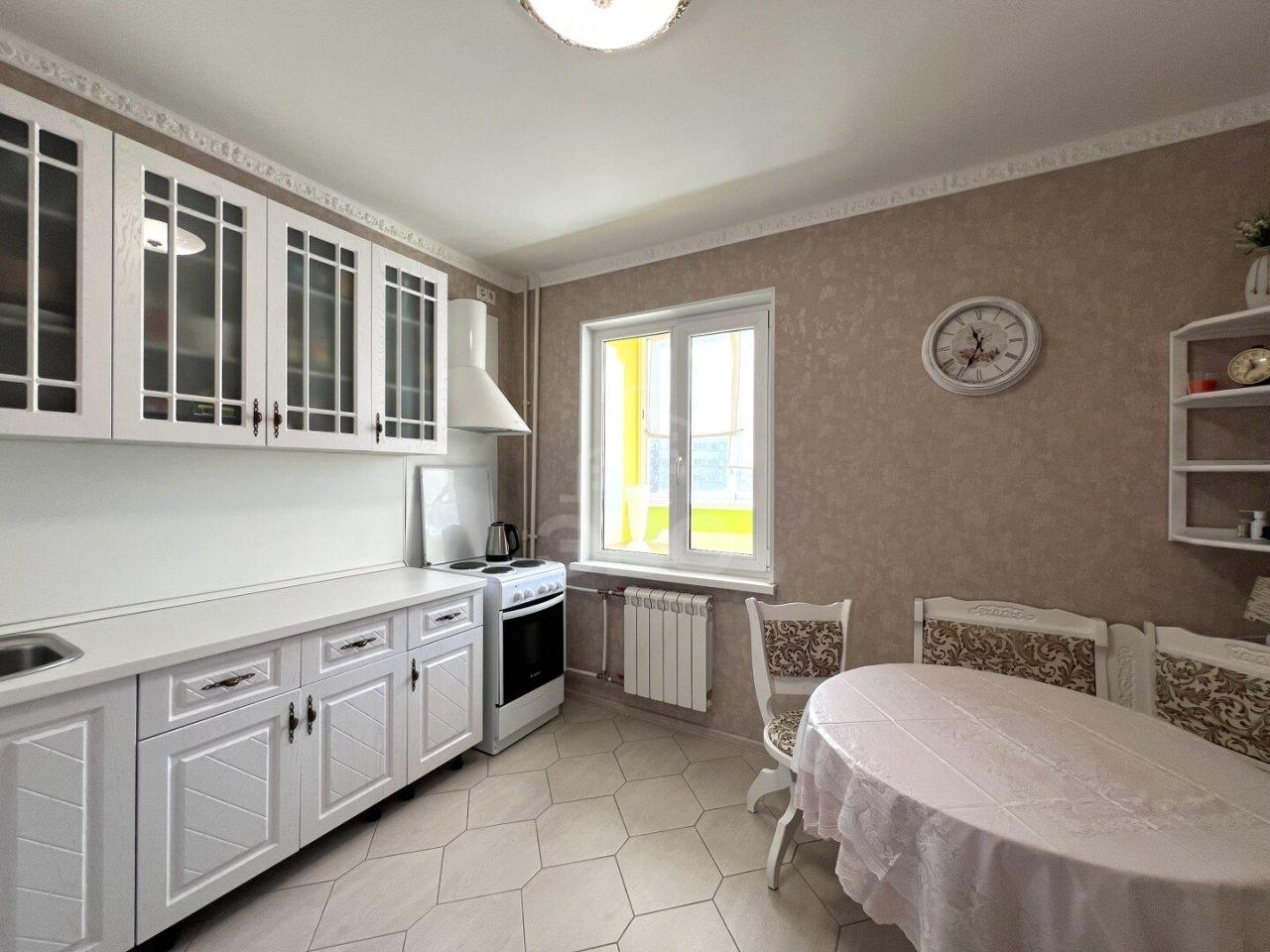 однокомнатная квартира в Санкт-Петербурге по адресу: Серебристый б-р., 38